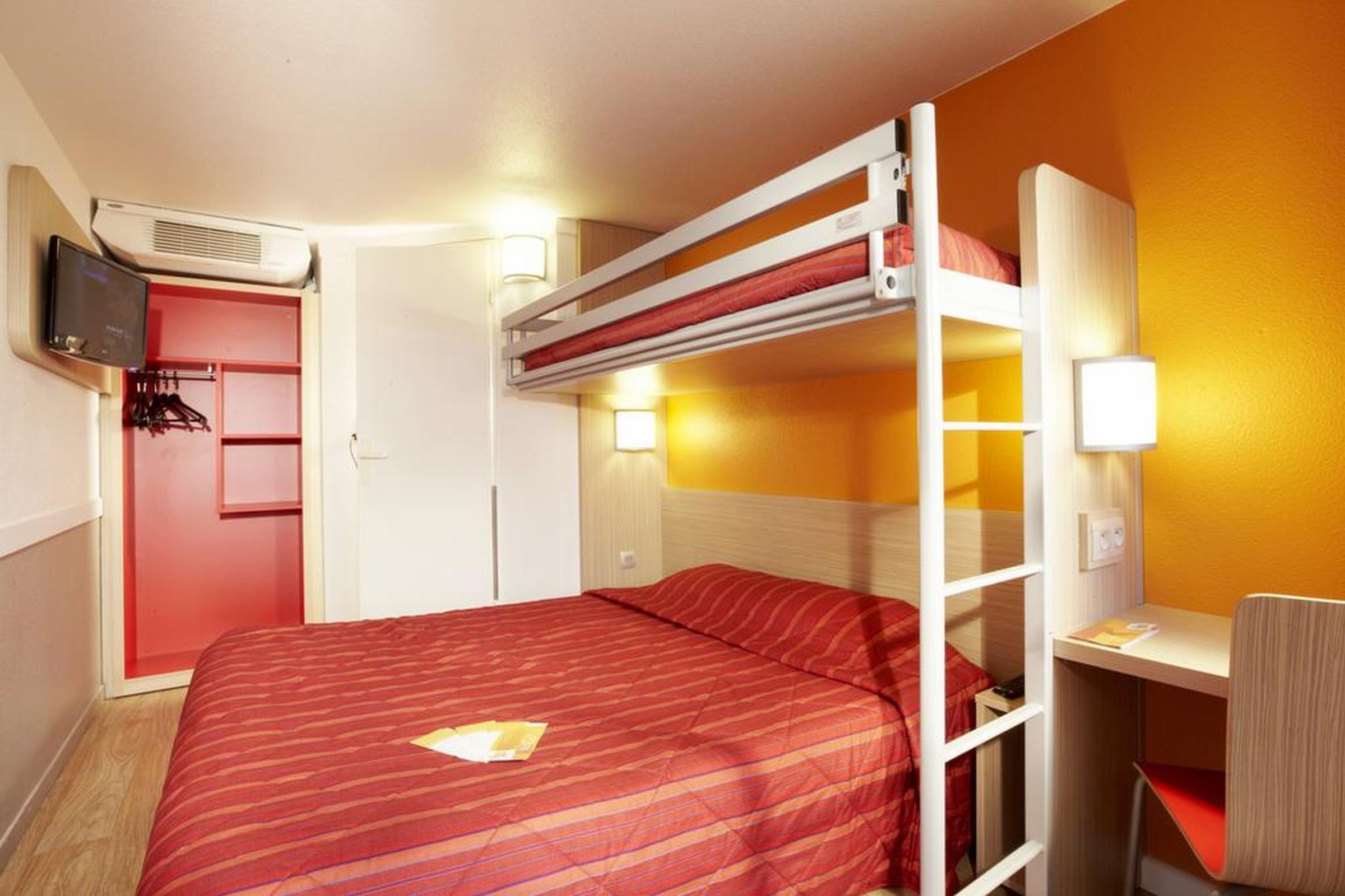 Premiere Classe Paris Ouest - Nanterre - La Defense Extérieur photo