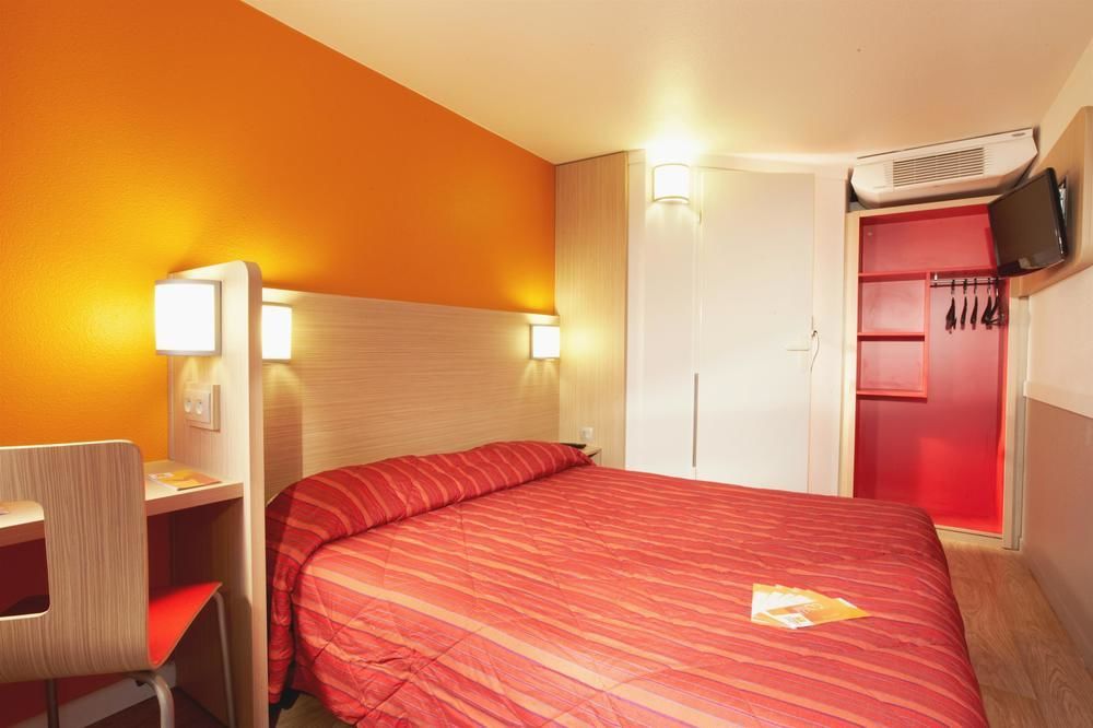 Premiere Classe Paris Ouest - Nanterre - La Defense Extérieur photo
