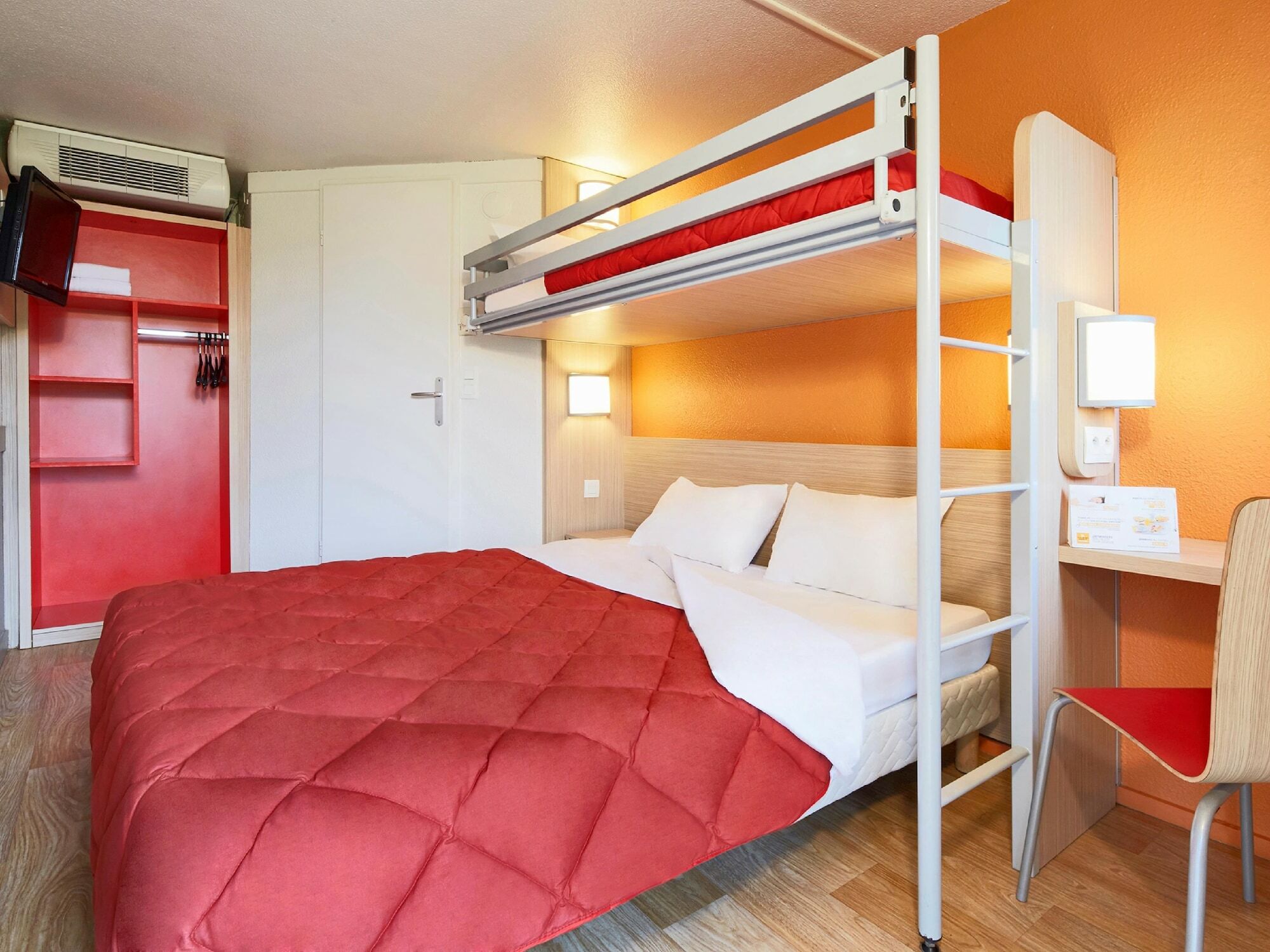 Premiere Classe Paris Ouest - Nanterre - La Defense Extérieur photo